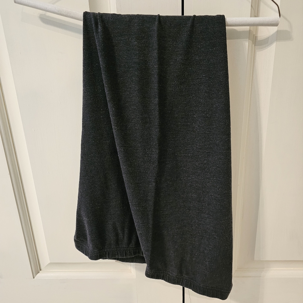 Women's gray leggings